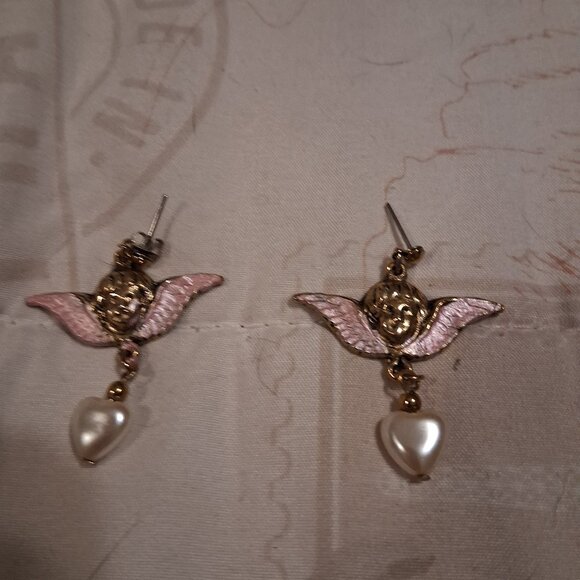 pretty earrings - Picture 1 of 1